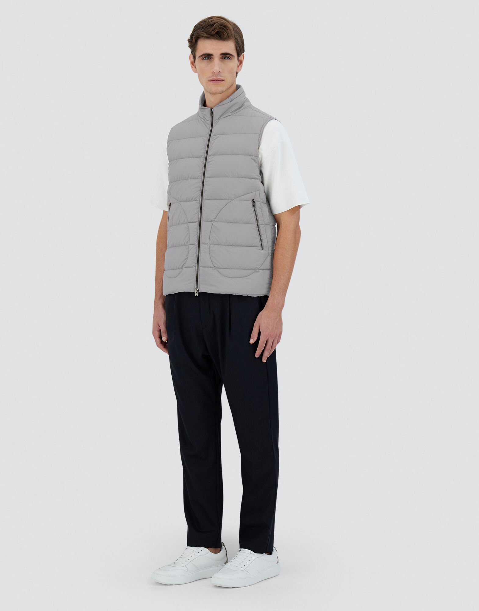 メンズ レジェンド イル ジレ ベスト ライトグレー | Herno® (ヘルノ)