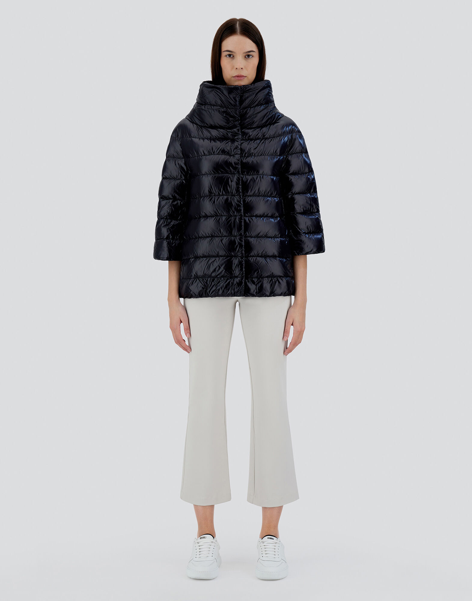 レディース AMINTA ブラック | Herno® (ヘルノ)