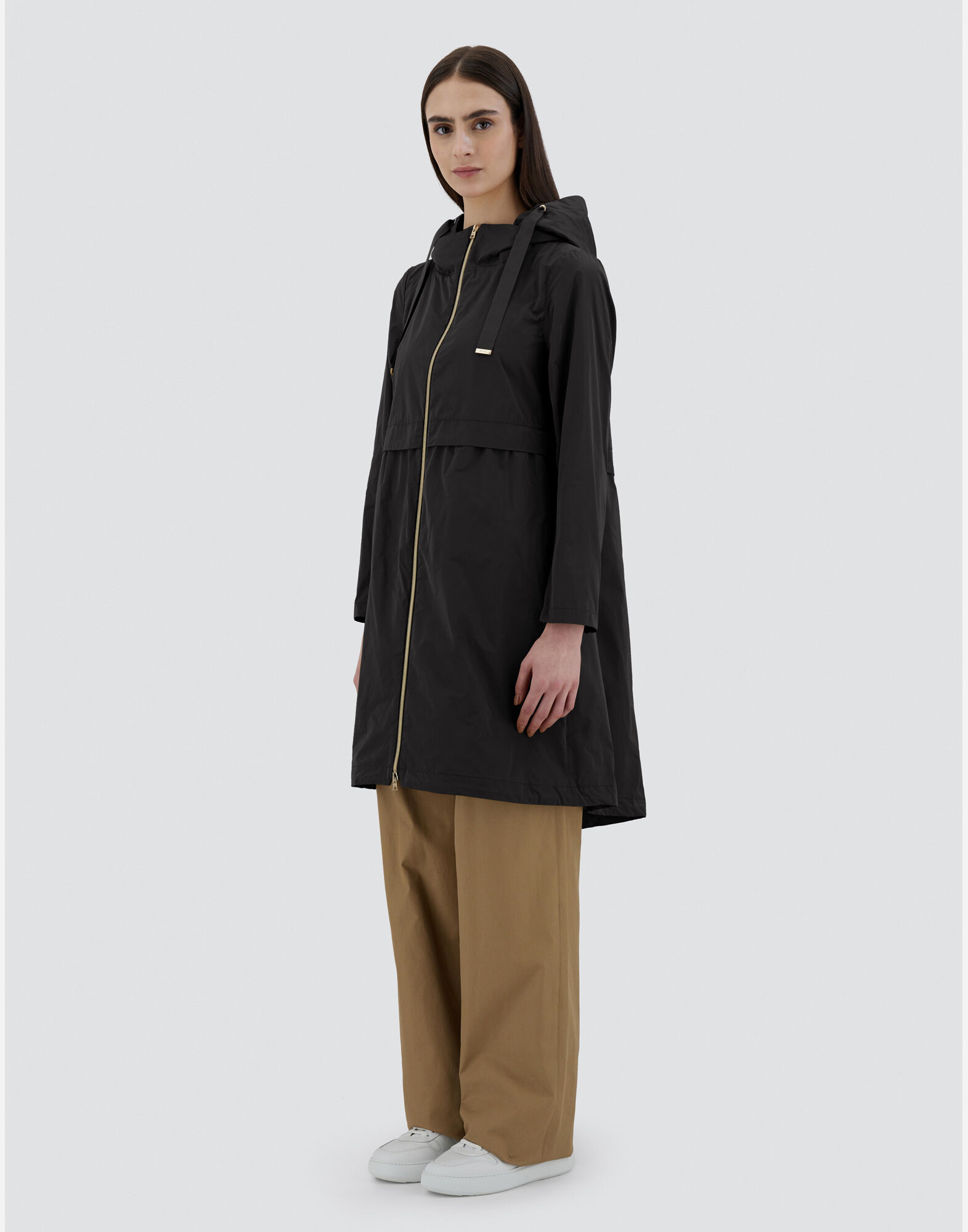 関税込み【HERNO】NEW TECHNO TAFFETA ロング パーカ NEW TECHNO TAFFETA LONG PARKA in New Blue for Women | Herno®