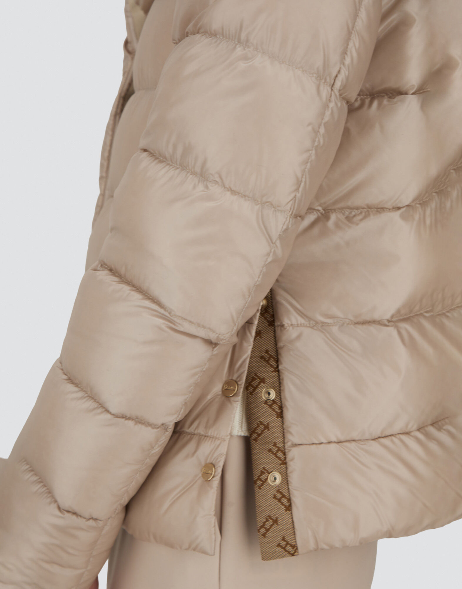 Herno★ウルトラライトELSA★44シャンパンベージュ レディース ナイロンウルトラライトブルゾン シャンティイ | Herno