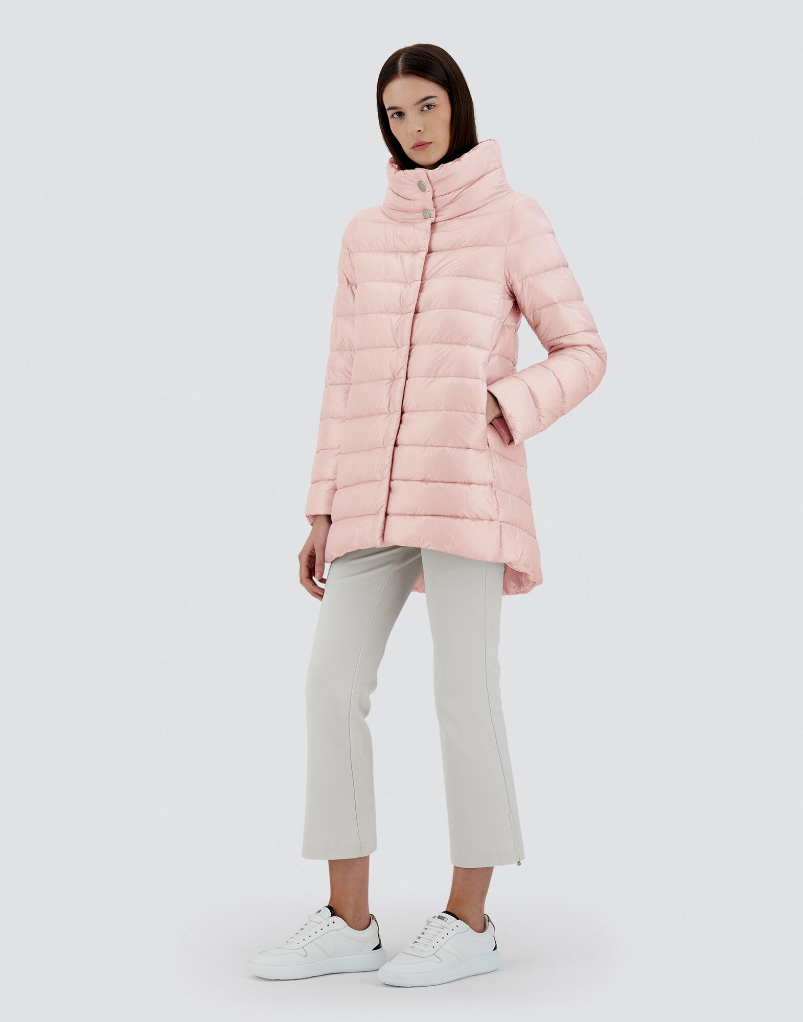 【新品】ヘルノ　ピンクベージュ　ライトコート　42 新品】ヘルノ ピンクベージュ ライトコート 42 ヘルノ ノーカラー