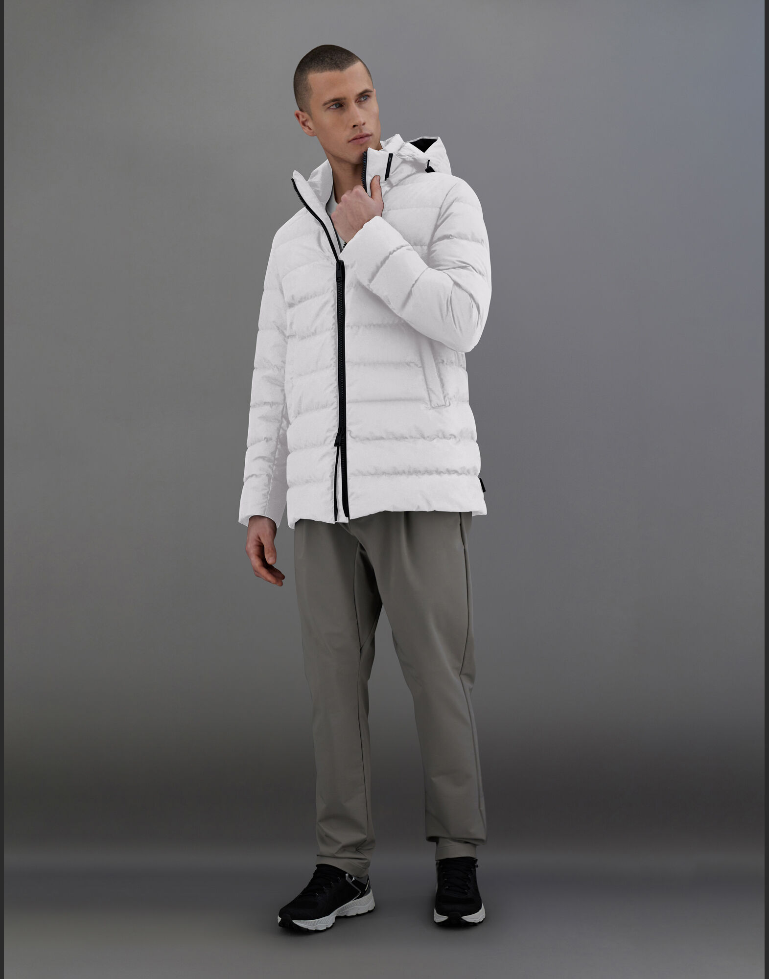 メンズ ラミナー ゴアテックス インフィニアム ウィンドストッパー コート アイス | Herno® (ヘルノ)