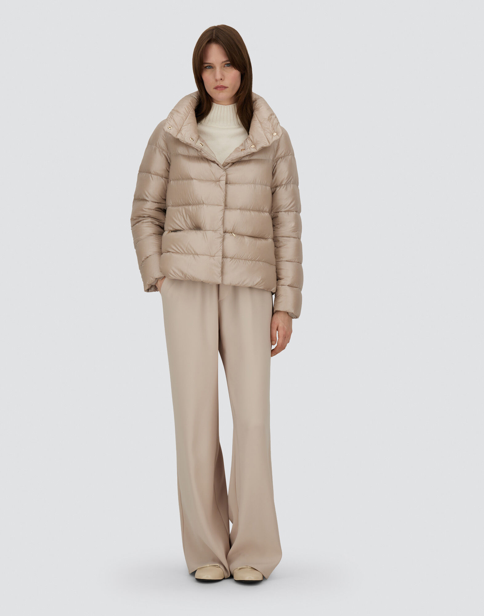 Herno 薄手ナイロン ベージュ44 ヘルノ / HERNO / M65型 ジャケット / 超軽量ナイロン / 撥水