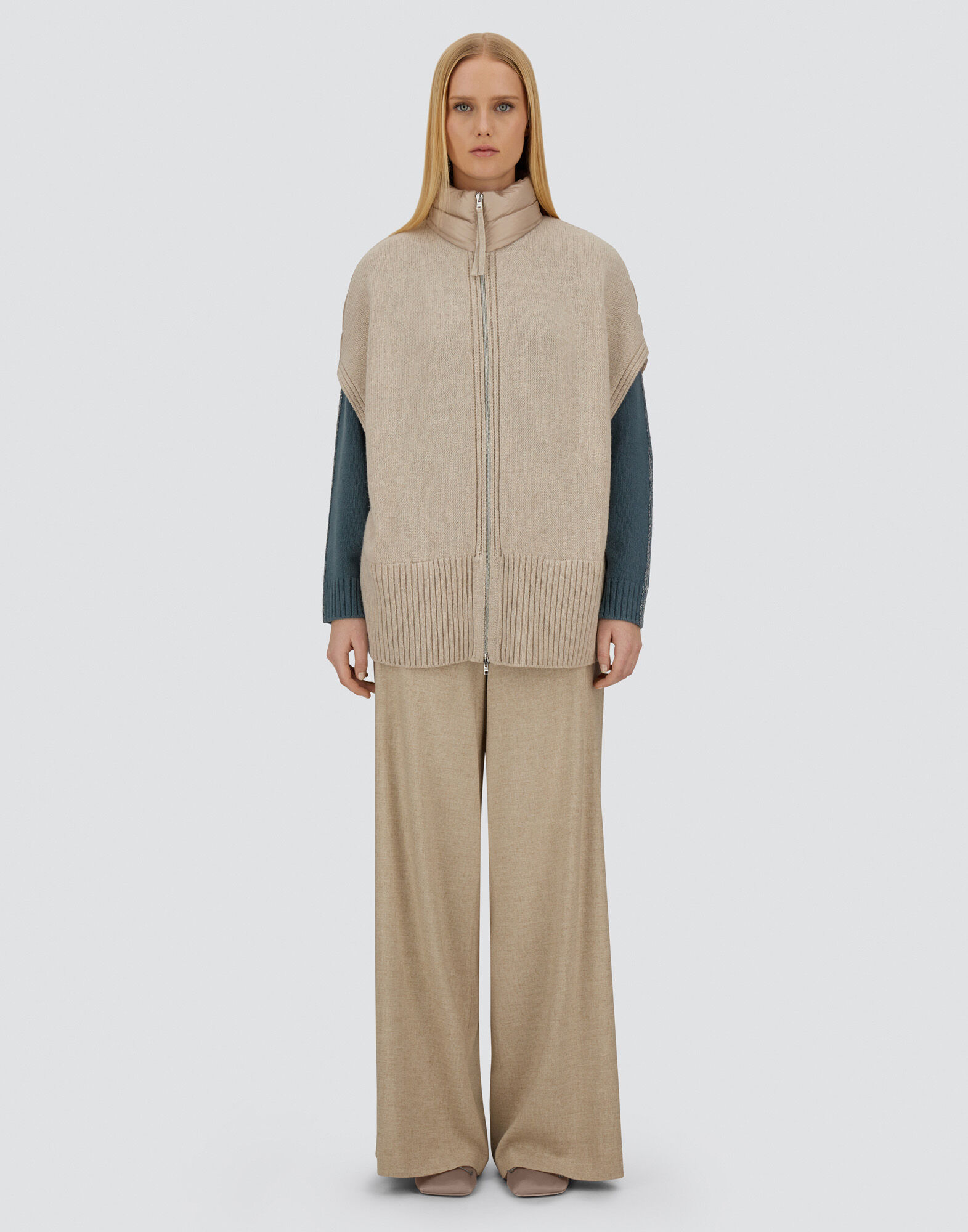 レディース リゾート ニット&ナイロンウルトラライト ベスト