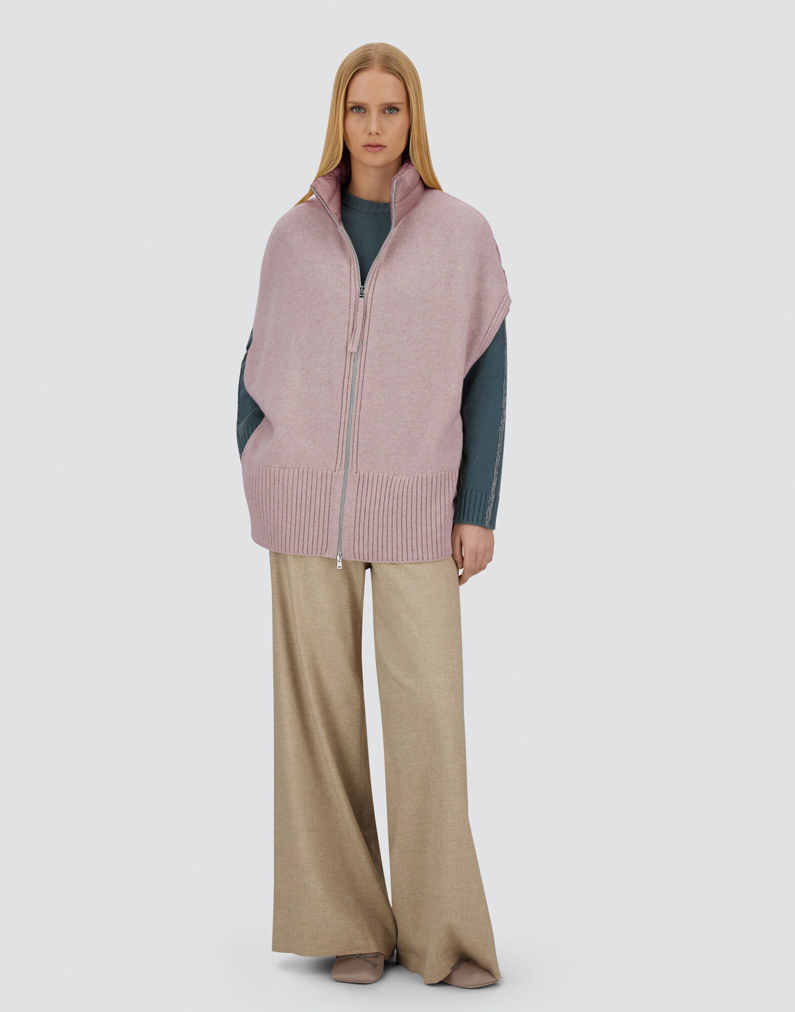 レディース リゾート ニット&ナイロンウルトラライト ベスト ライト