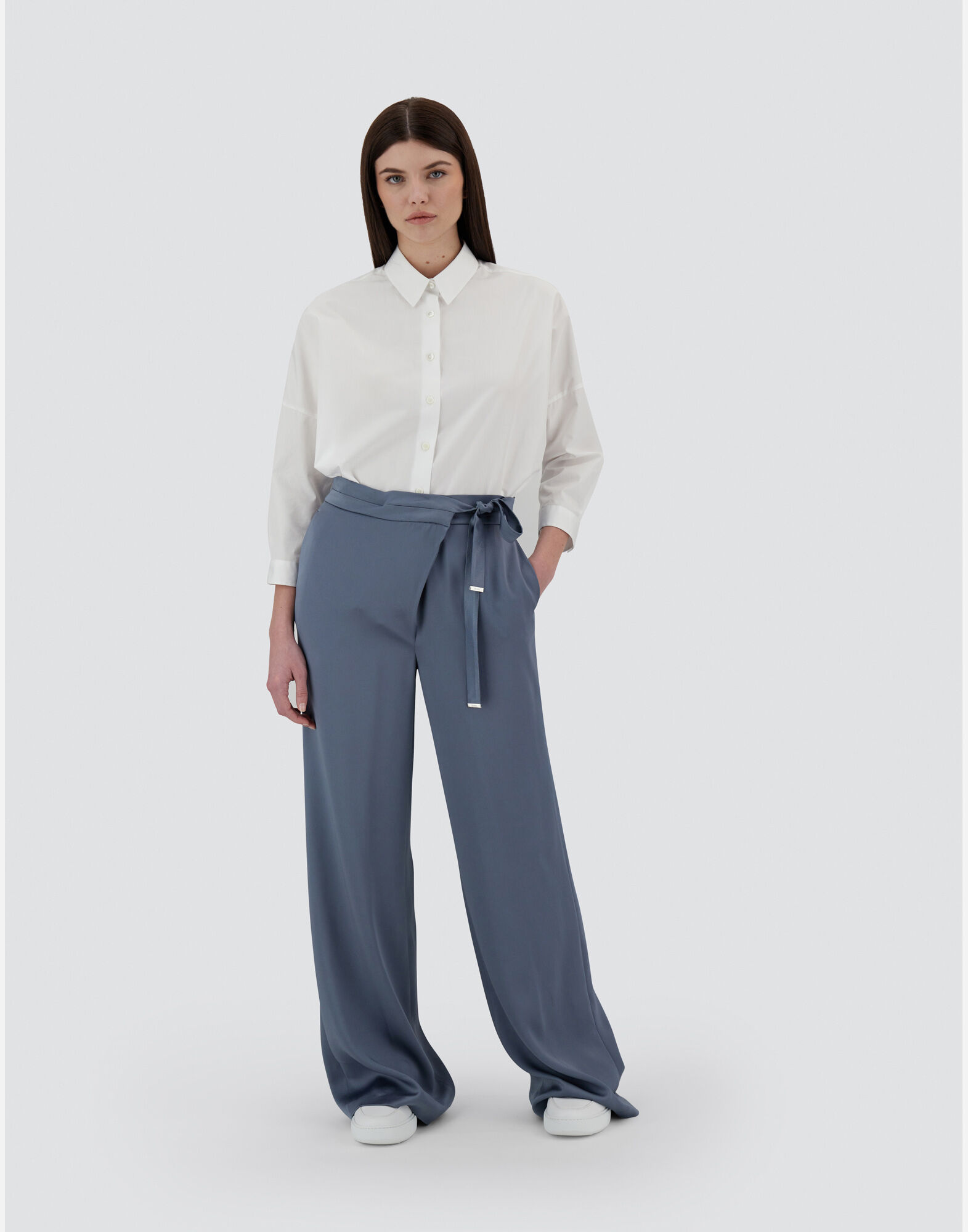 国内配送【HERNO】サテンエフェクト RESORT パンツ レディース リゾート サテンエフェクト パンツ Denim | Herno