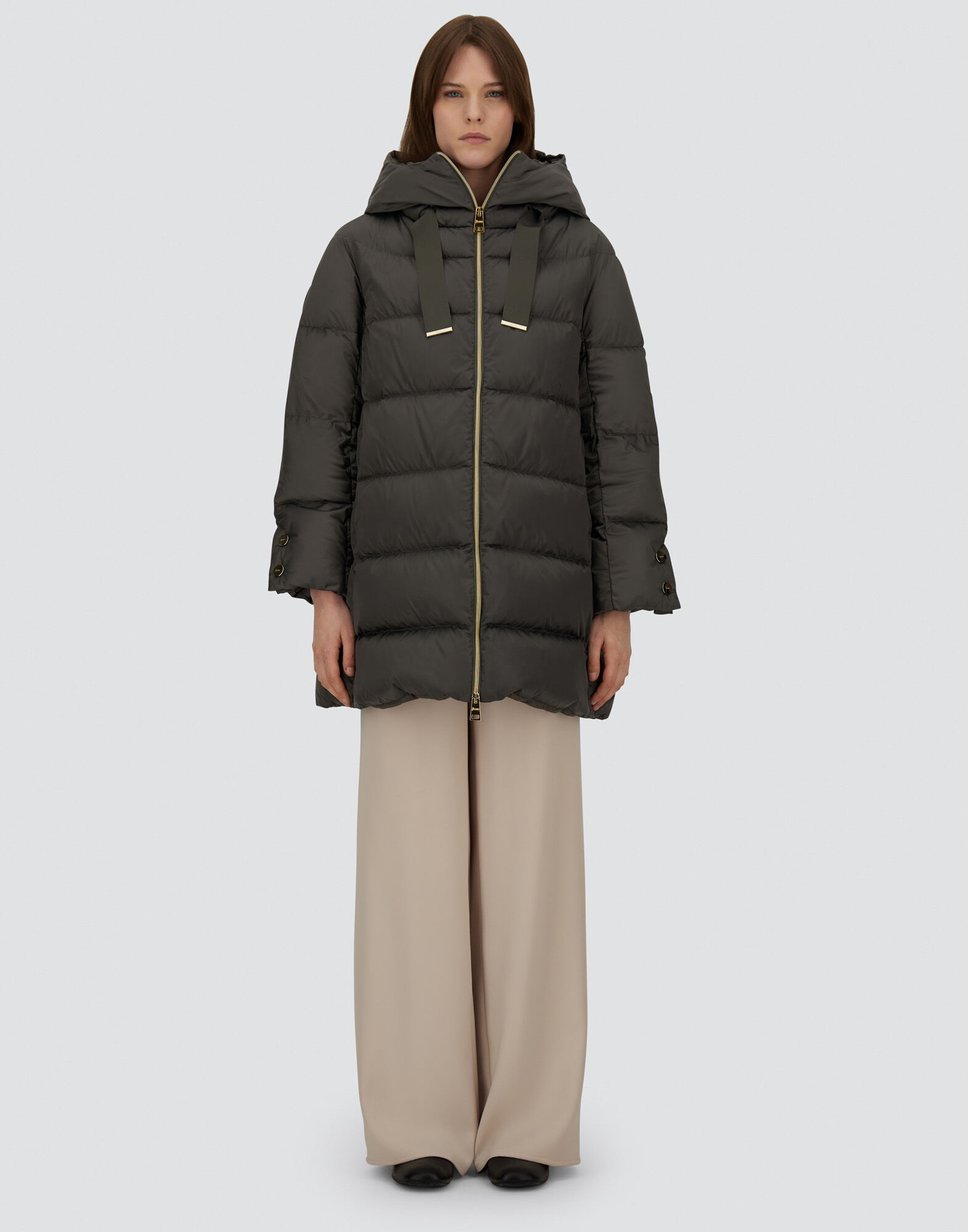 レディース サテンAラインコート グレー | Herno® (ヘルノ)