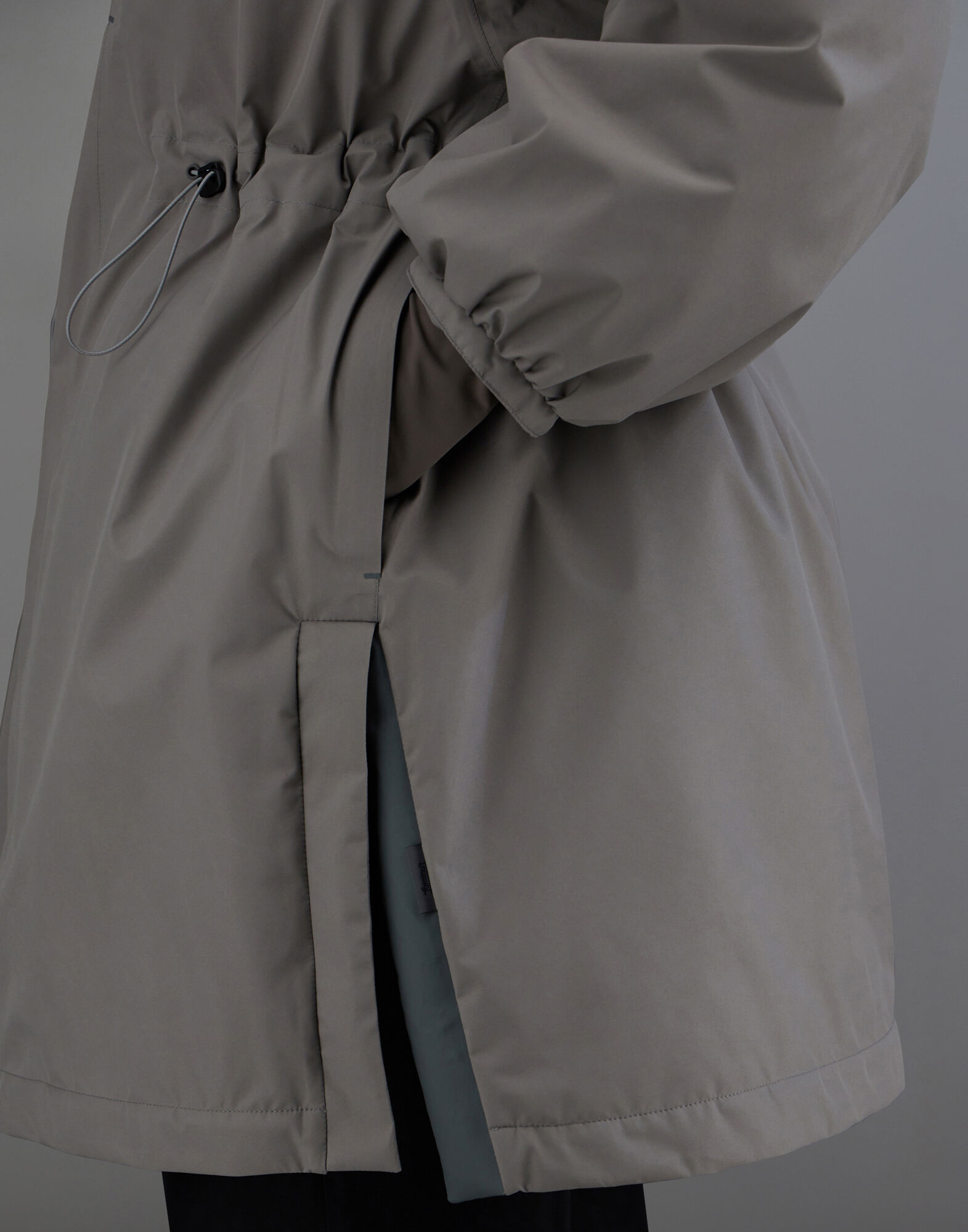 Herno Laminar ゴアテックス ライトグレー マウンテンパーカー 52 HERNO マウンテンパーカー ウインドブレーカー LAMINAR GORE-TEX