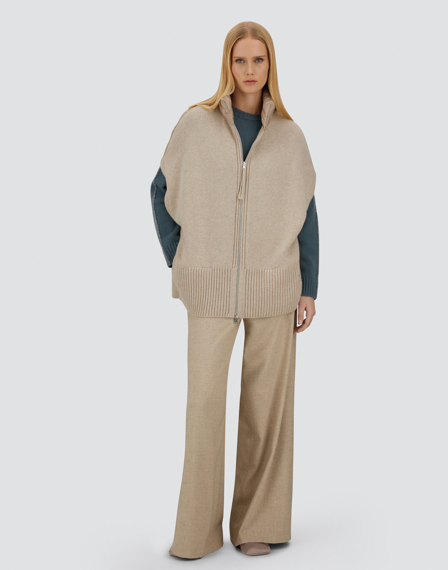 【美品】ヘルノ　ニットベスト レディース リゾート ニット&ナイロンウルトラライト ベスト