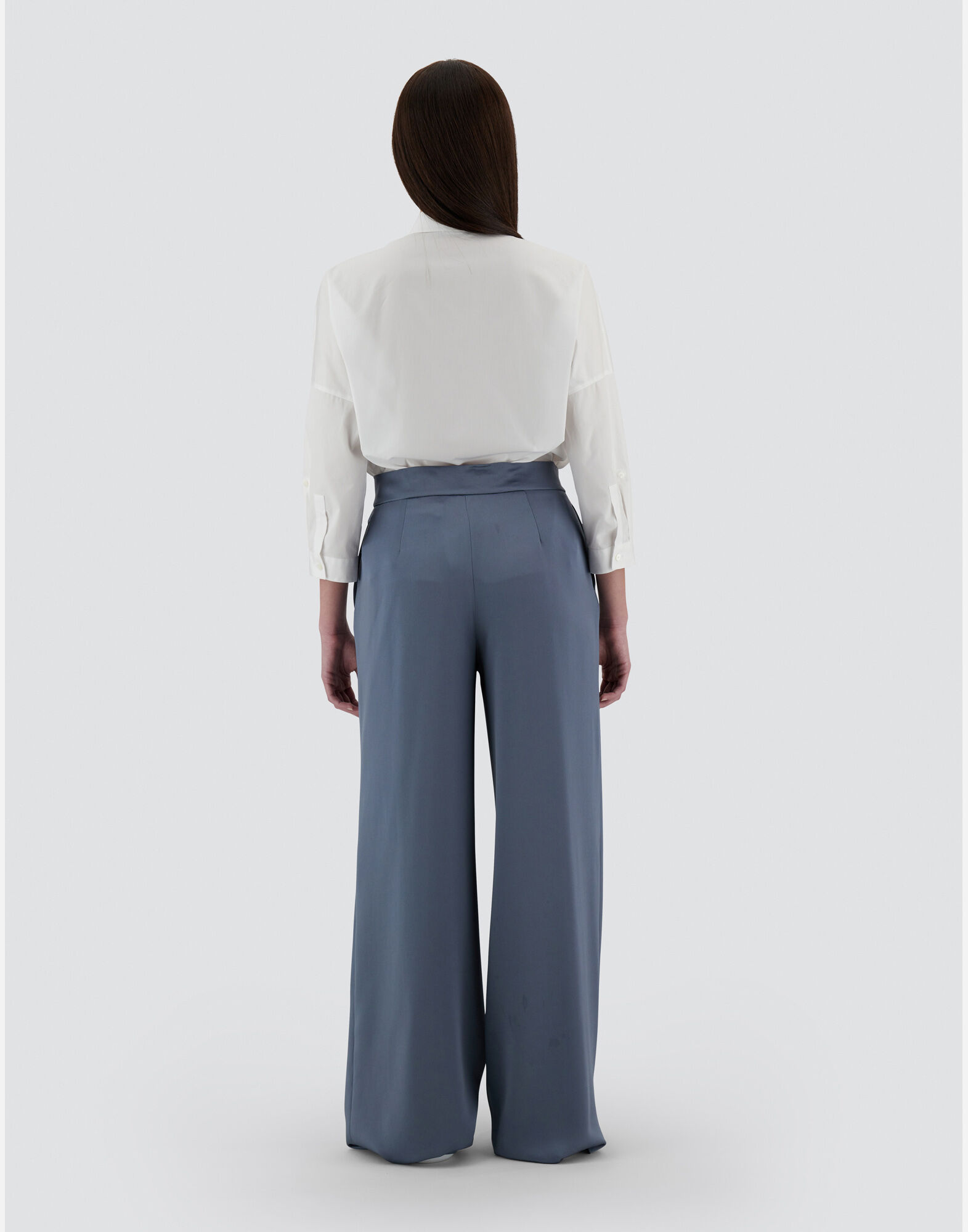 国内配送【HERNO】サテンエフェクト RESORT パンツ レディース リゾート サテンエフェクト パンツ Denim | Herno