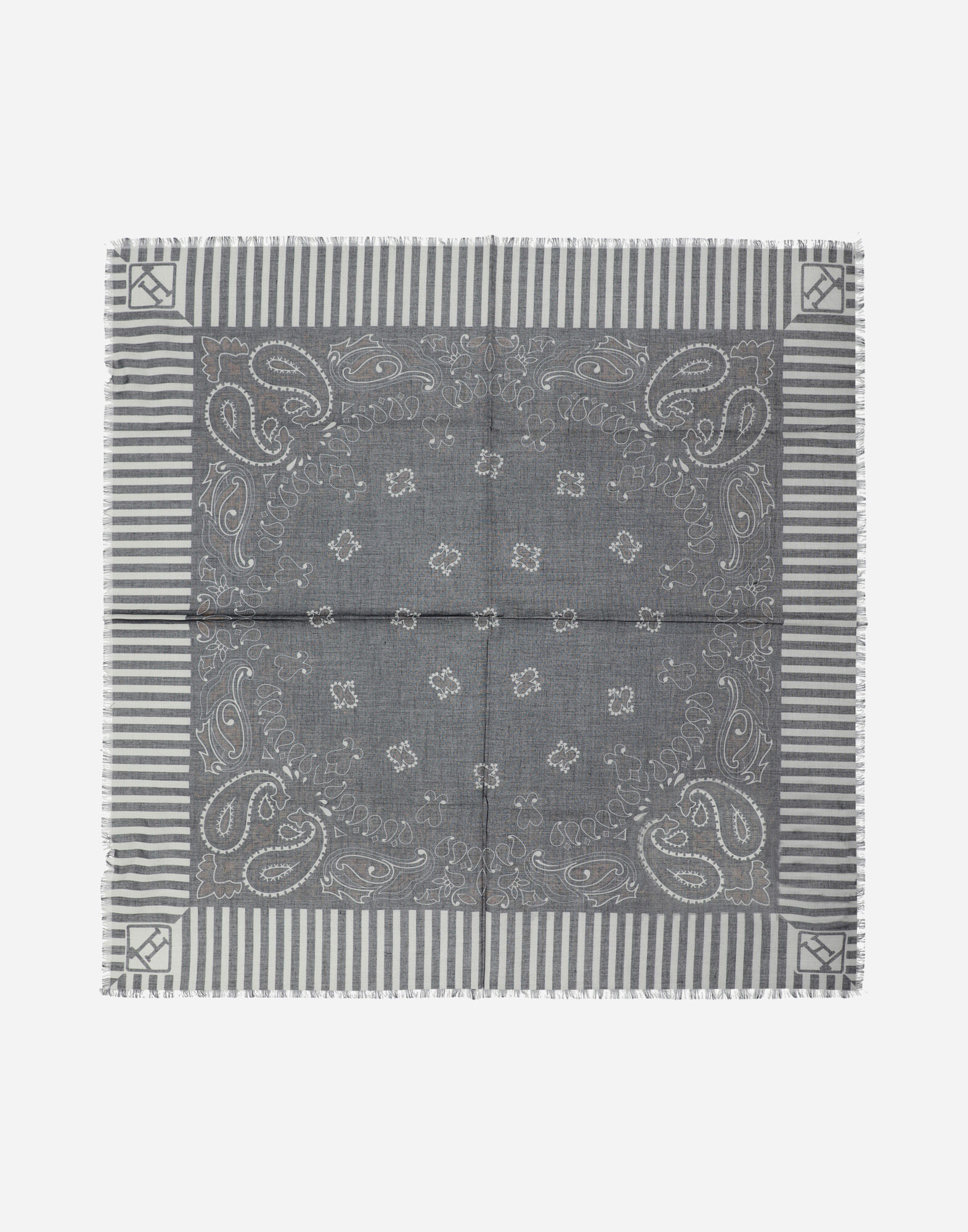 Men's Scarves - Luxury Accessories | Herno®