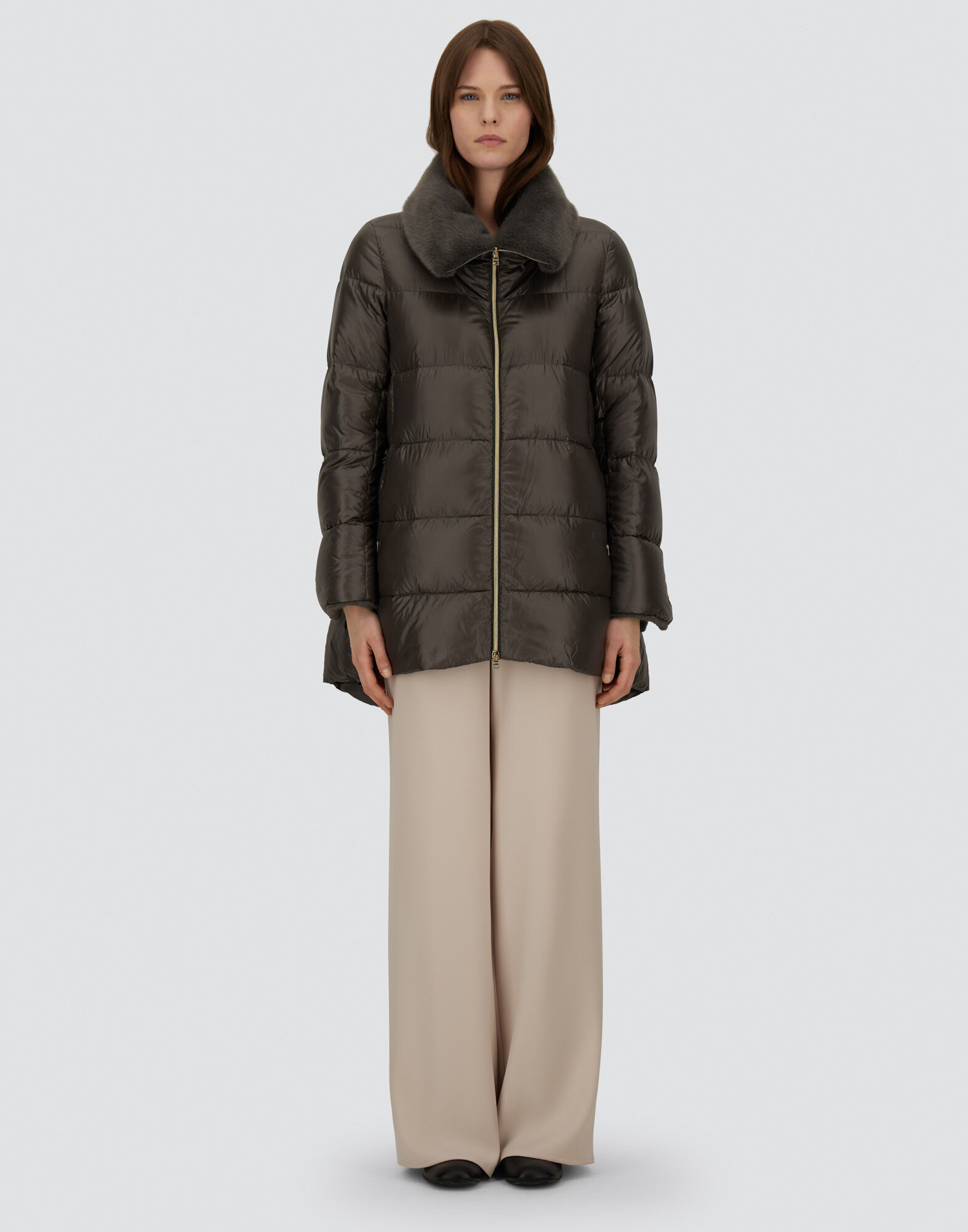 ☆超美品☆HERNO ウルトラライトコート ライトピンク サイズ14A レディース ナイロンウルトラライト&レディオルタナティブファー