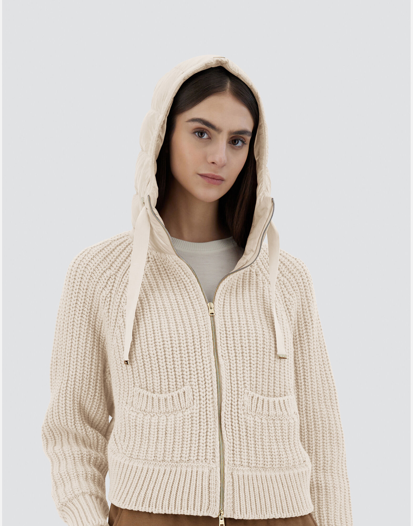 【柔和な印象に】Herno コットン混TシャツChantilly SALE｜HERNO ヘルノ / ストレッチコットンジャージー 異素材